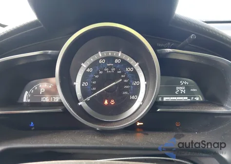 2017 Toyota Yaris Ia z USA, uszkodzony, nr VIN 3MYDLBYV0HY186422